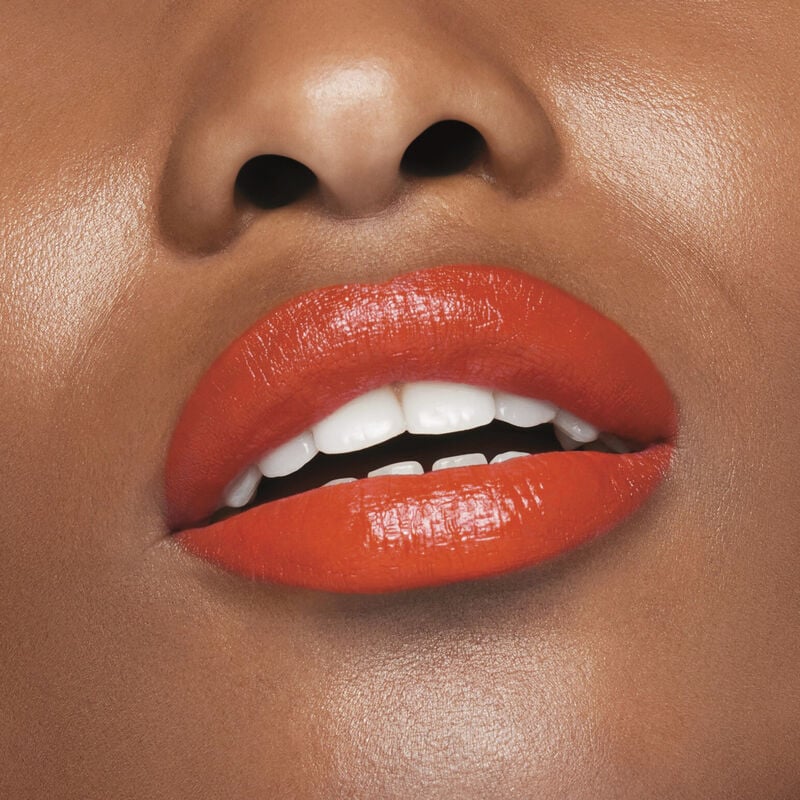 TECHNOSATIN GEL UPLOAD LIPSTICK